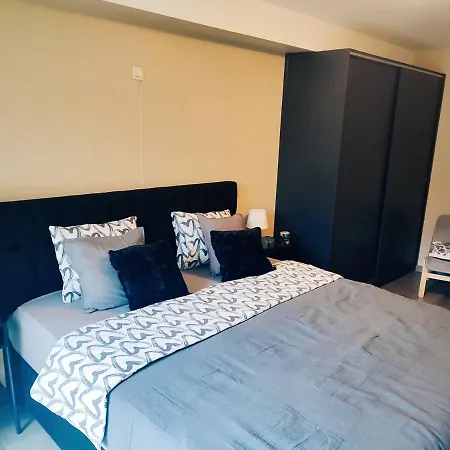 L De L Entre Potes- Bolia Ath